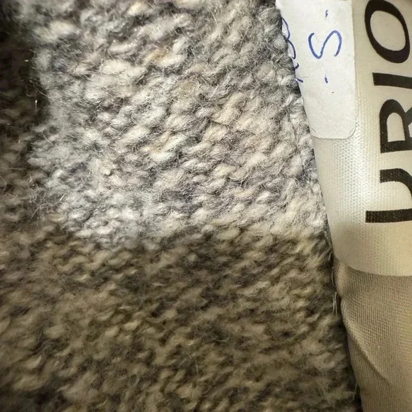 Krio Wool and Fur Coat - Picture 9 of 12